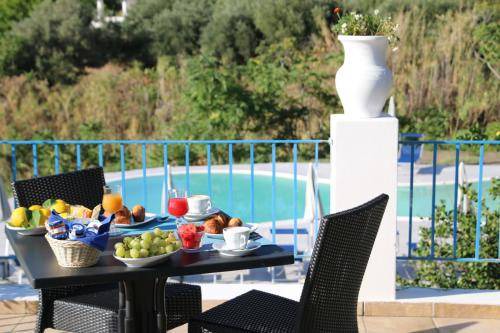 Photo of Patio Balcony in Santa Marina Salina