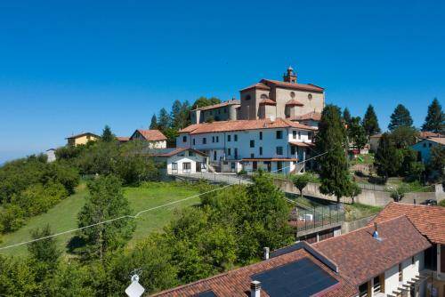 Photo of Others in Benevello