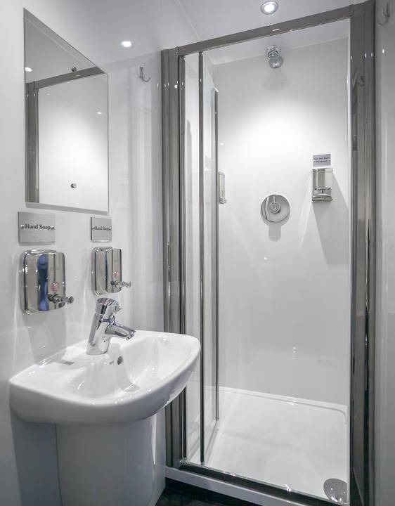 Photo of Bathroom in Haymarket