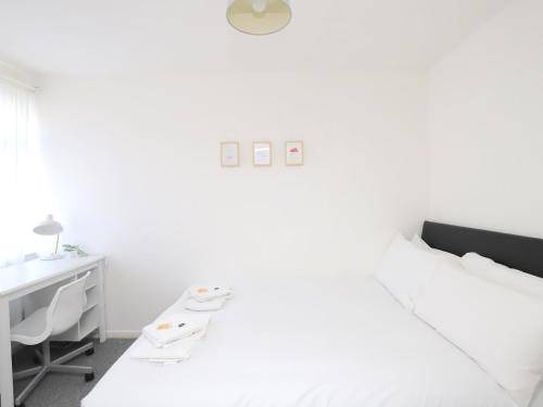 Photo of Bedroom in Headington