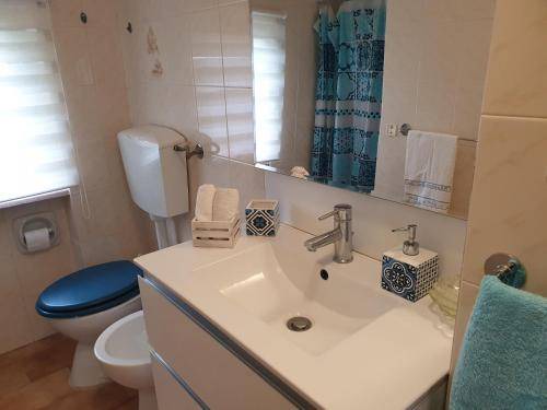 Photo of Bathroom in Fossacesia
