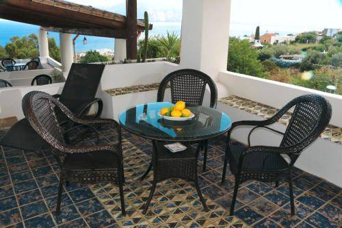 Photo of Patio Balcony in Santa Marina Salina