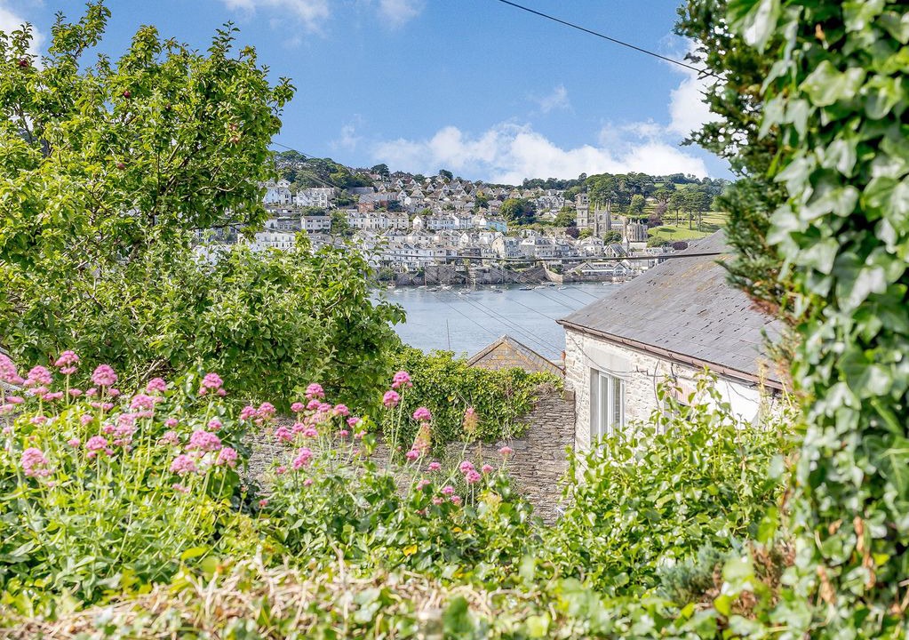 Photo of Buildings in Polruan