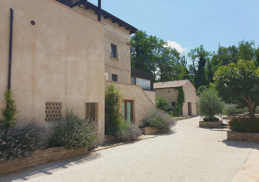 Photo of Buildings in Montalto delle Marche