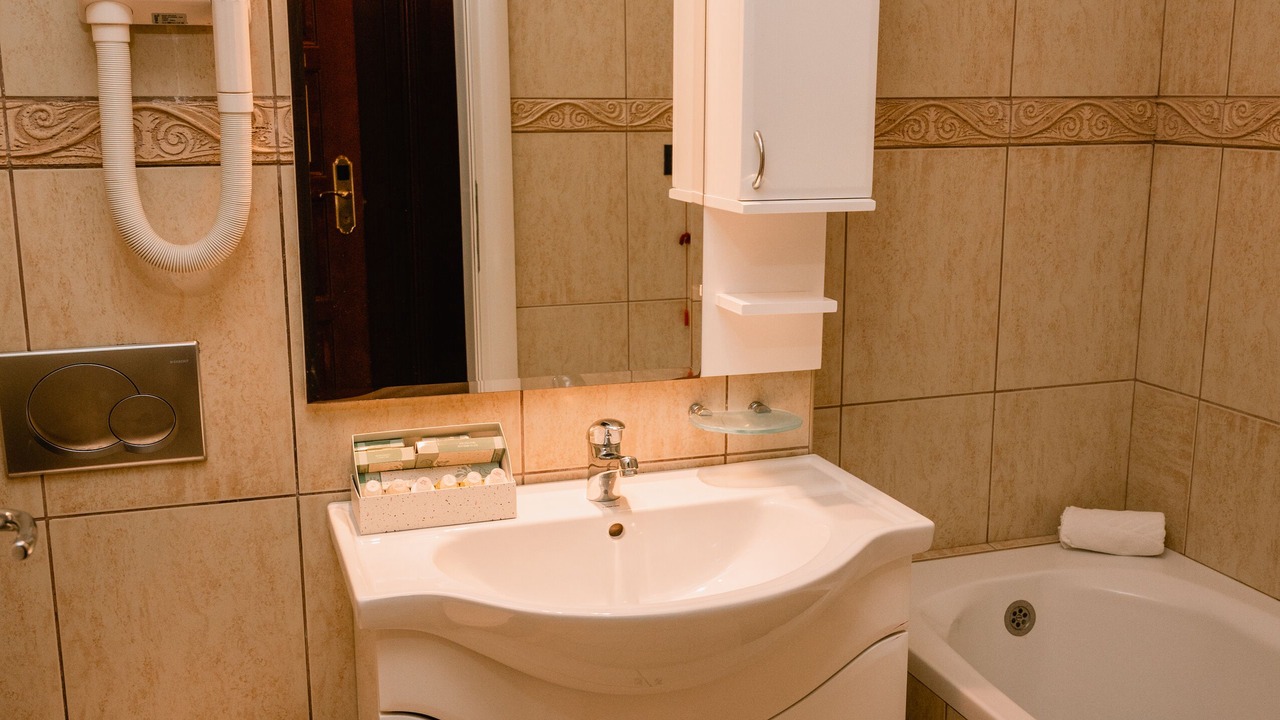 Photo of Bathroom in Ecka