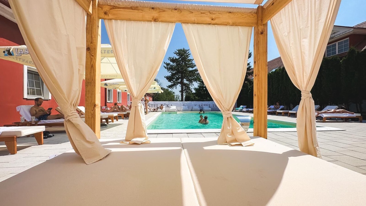 Photo of Outdoor in Ecka
