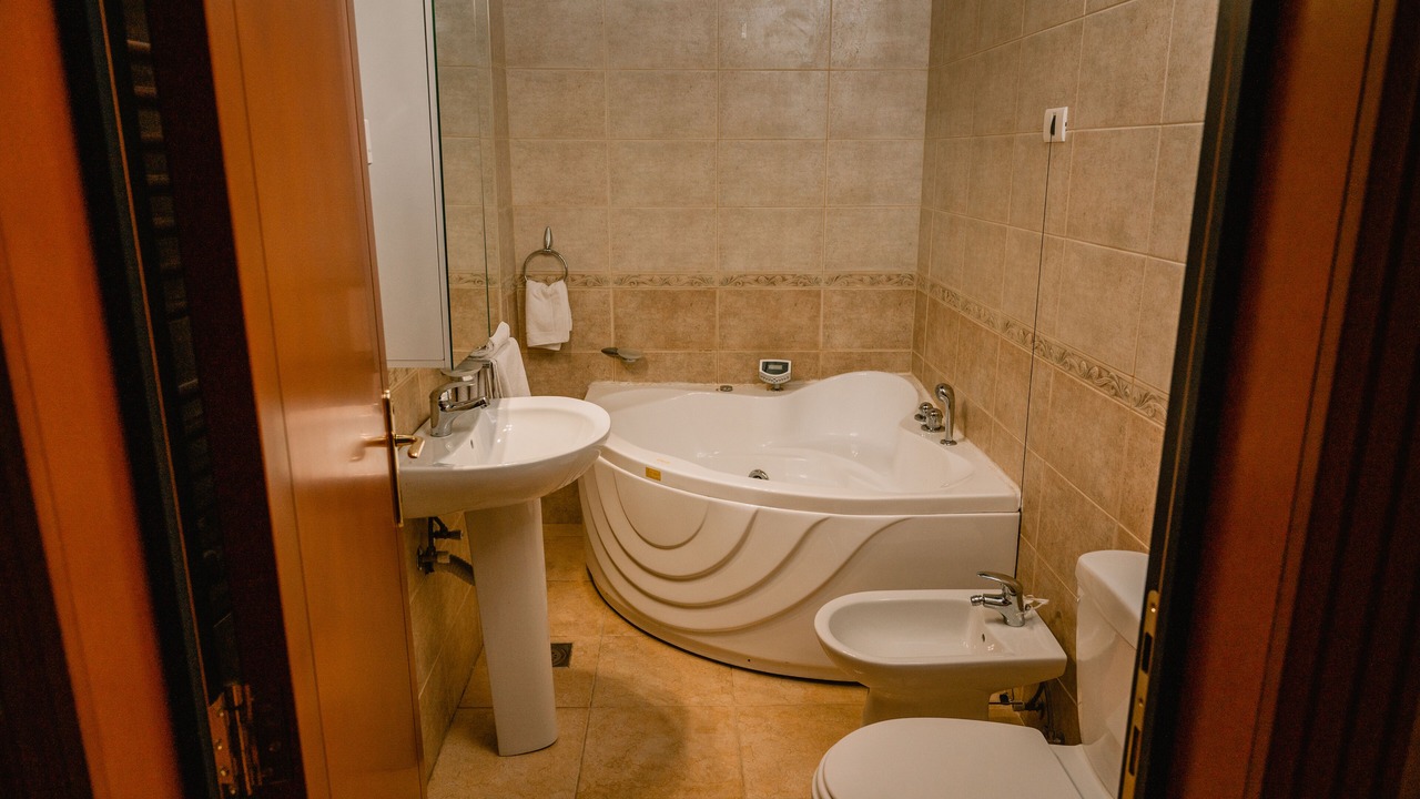 Photo of Bathroom in Ecka