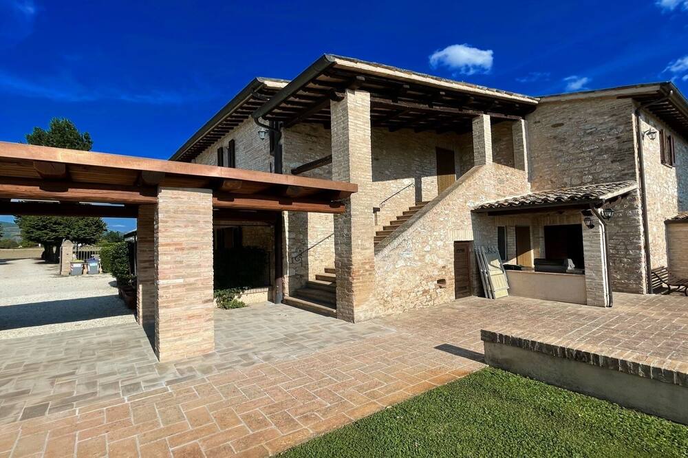 Photo of Outdoor in Limiti