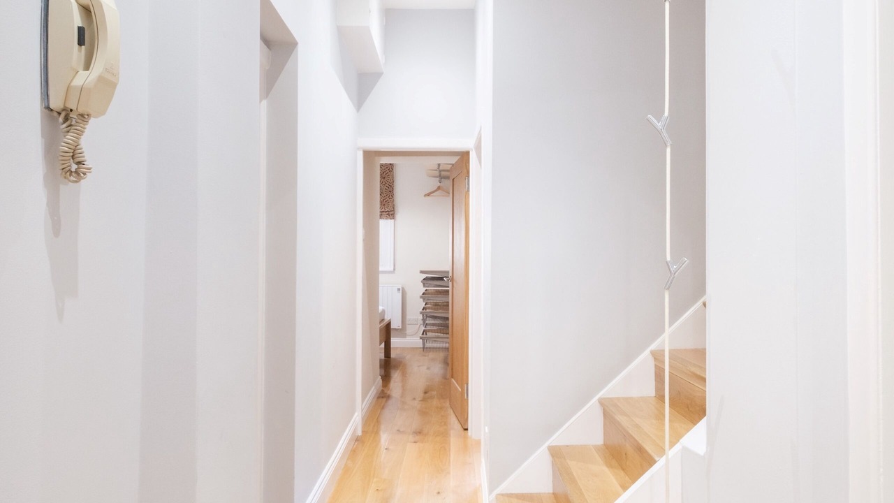 Photo of Bedroom in Angel