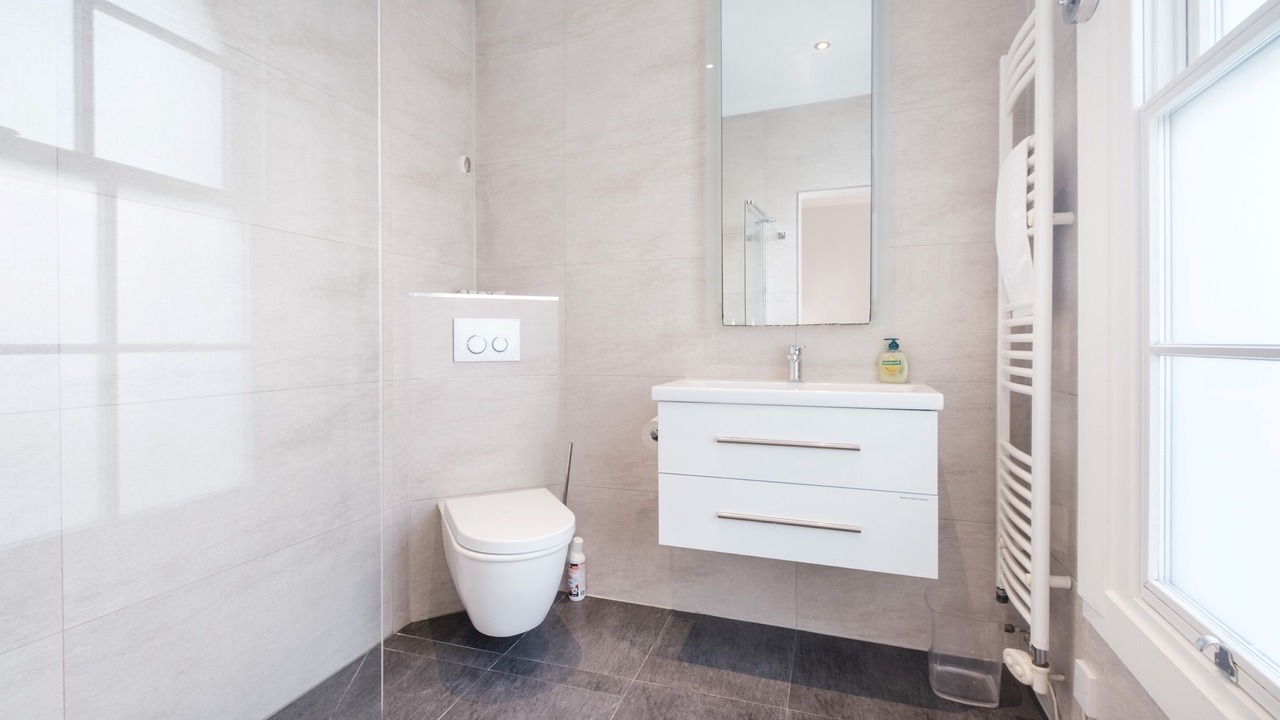 Photo of Bathroom in Angel