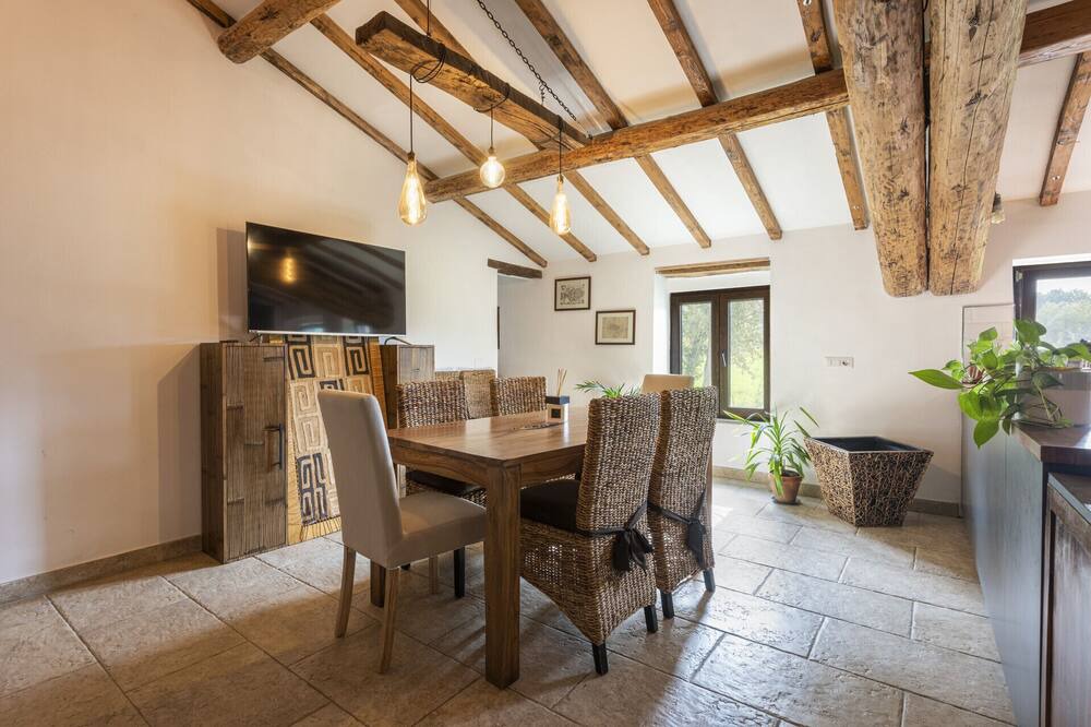 Photo of Kitchen in Montelovesco