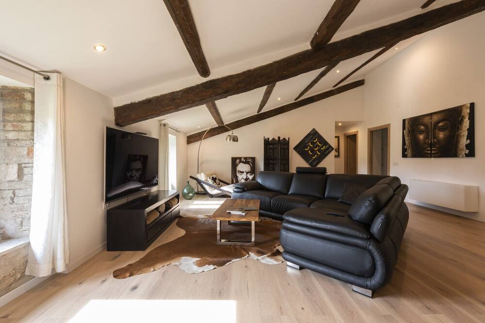 Photo of Livingroom in Montelovesco
