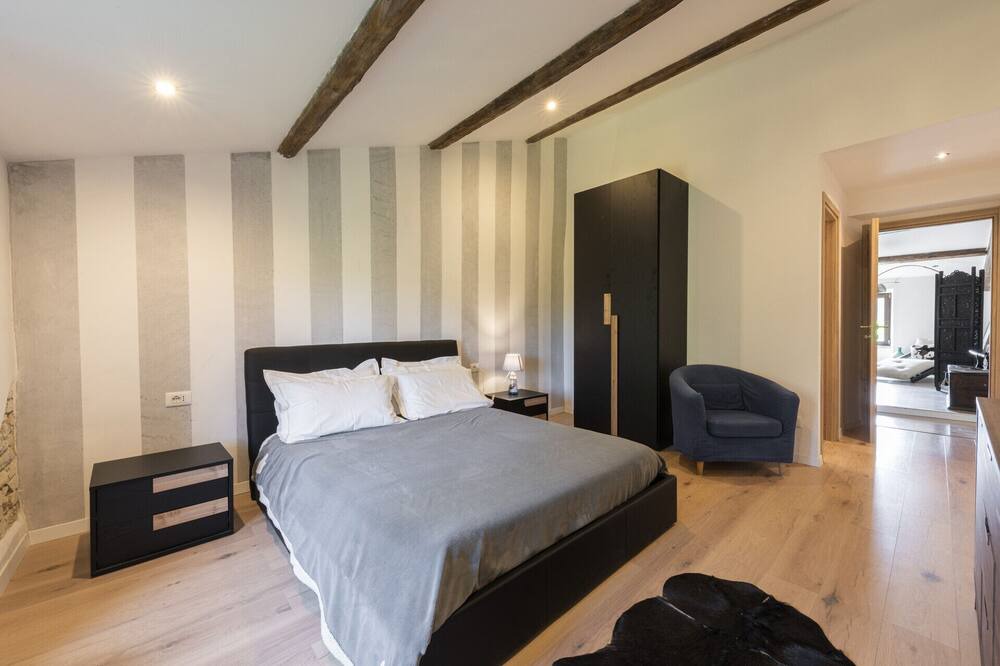 Photo of Bedroom in Montelovesco