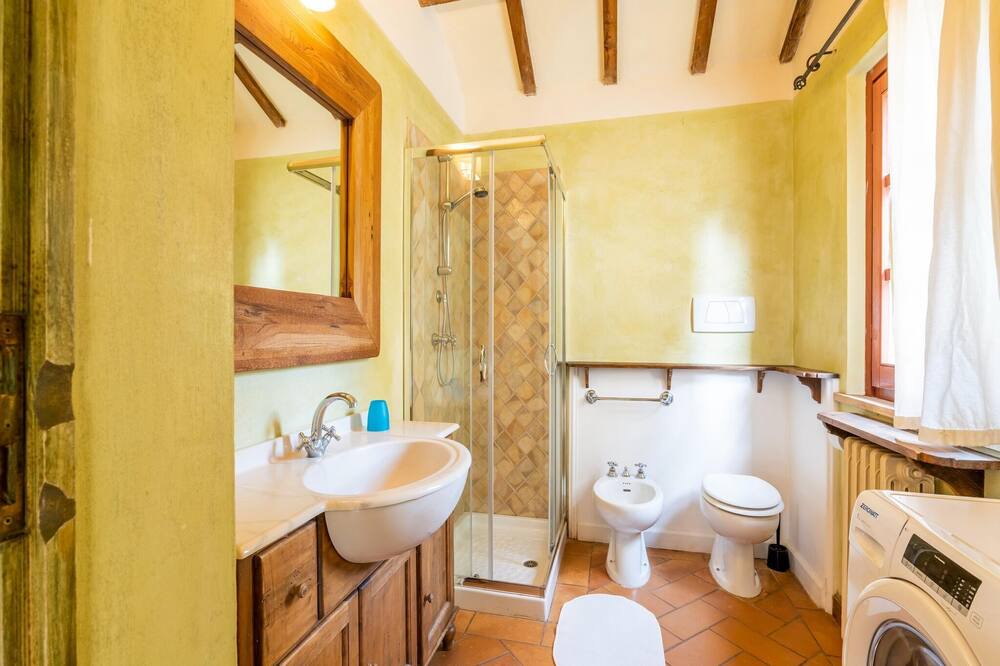Photo of Bathroom in Osimo