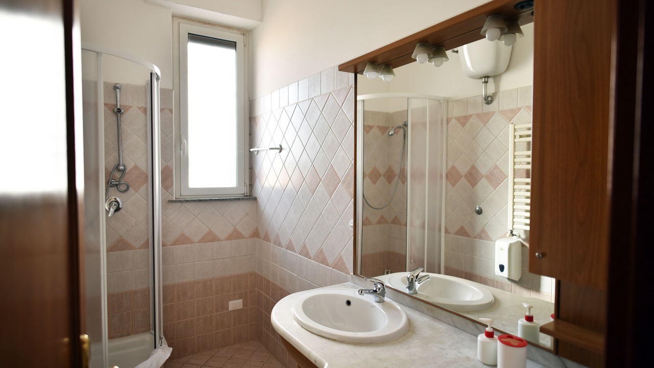 Photo of Bathroom in Rione XVIII Castro Pretorio