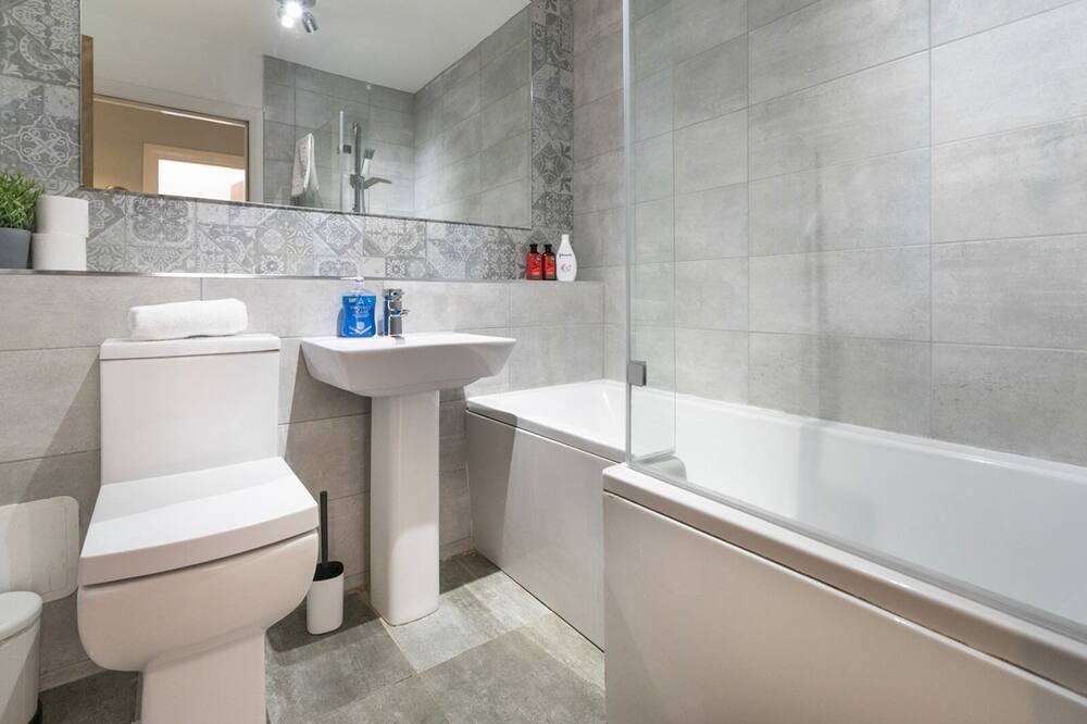 Photo of Bathroom in Belfast Central District