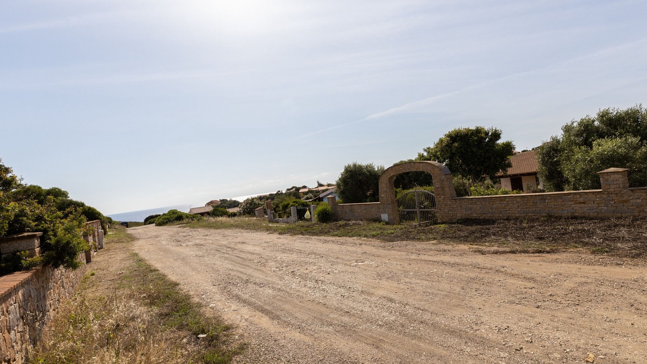 Photo of Outdoor in Arbus