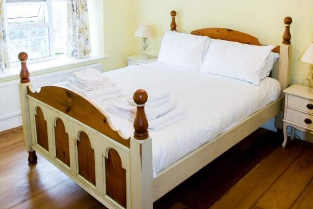 Photo of Bedroom in Daventry