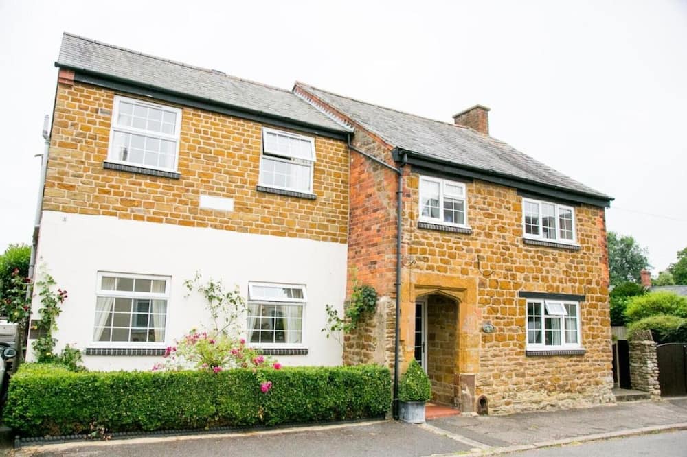 Photo of Outdoor in Daventry