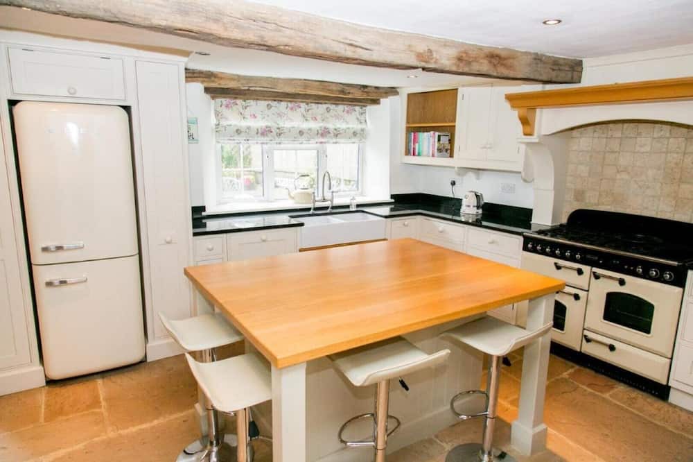 Photo of Kitchen in Daventry