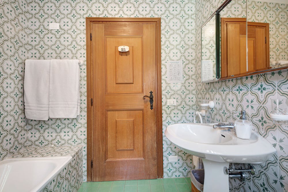 Photo of Bathroom in Santo Stefano dʼAveto