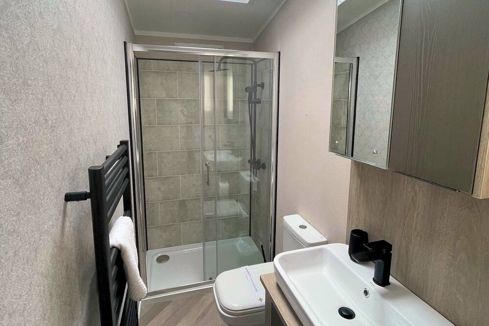 Photo of Bathroom in Lockerbie