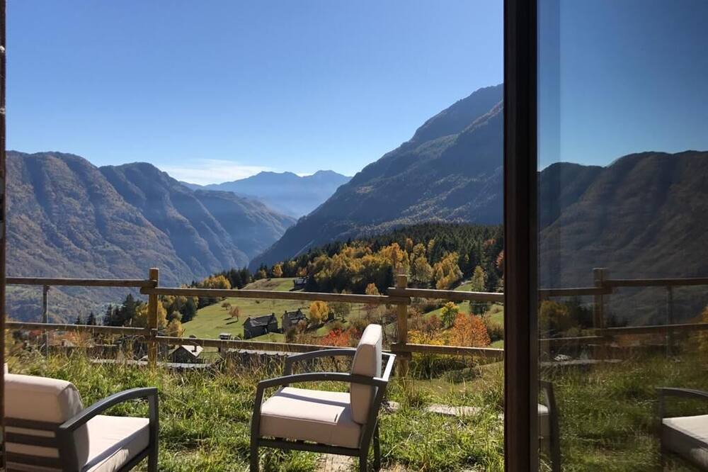 Photo of Patio Balcony in Trasquera