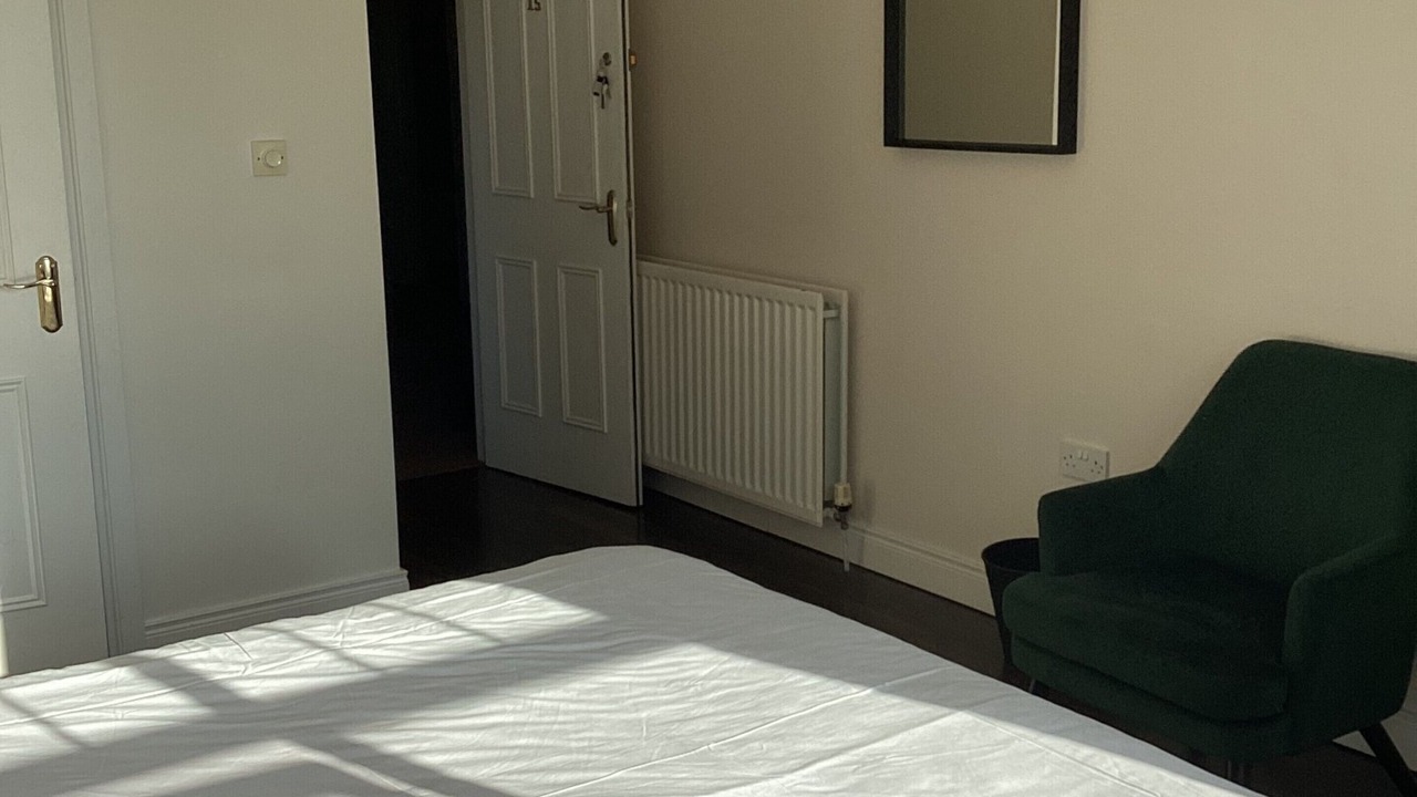 Photo of Bedroom in Holywood