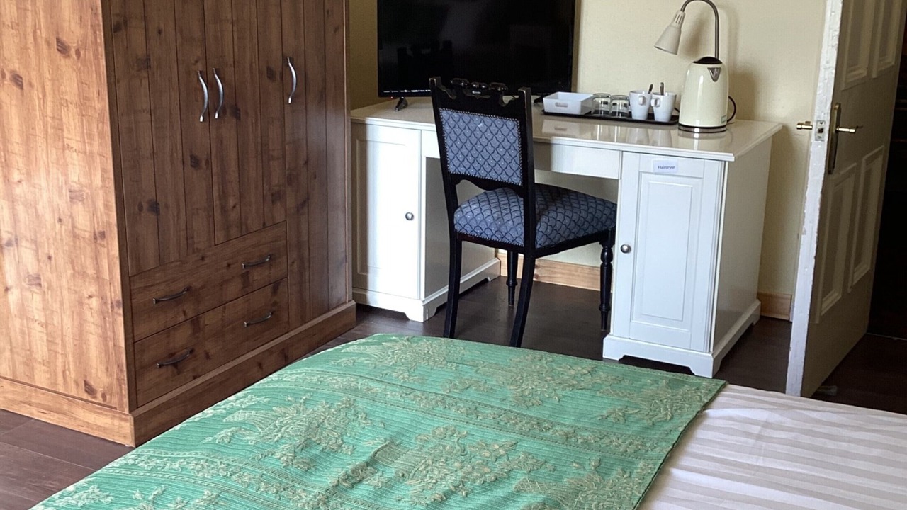 Photo of Bedroom in Holywood