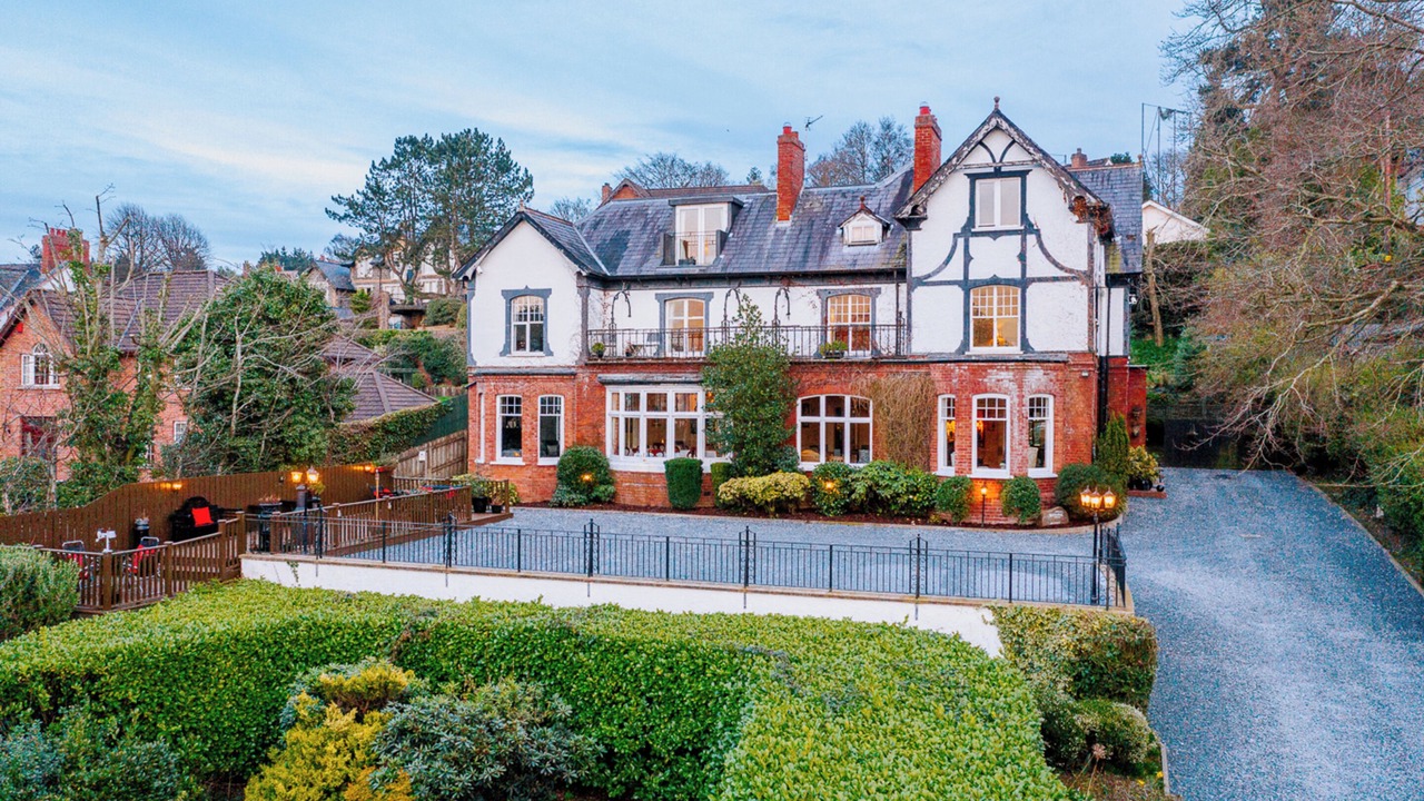 Photo of Outdoor in Holywood