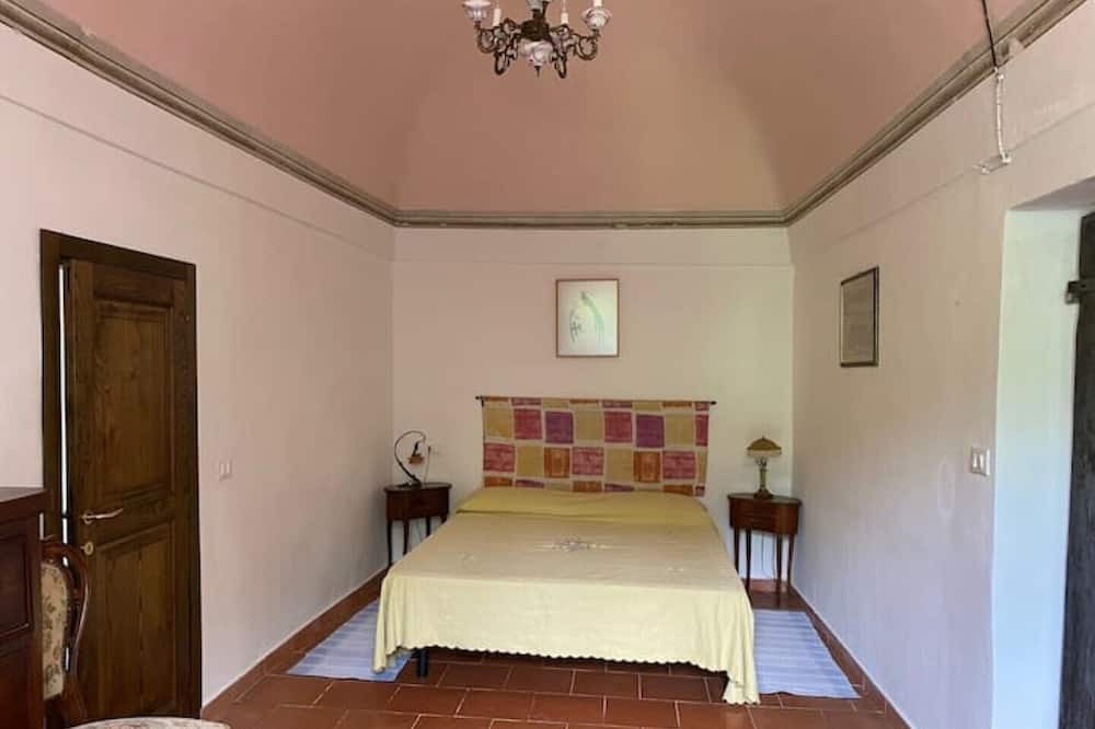 Photo of Bedroom in Pontremoli