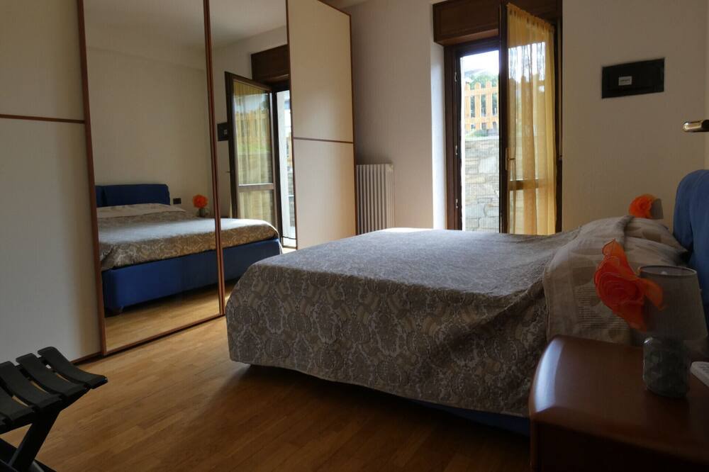 Photo of Bedroom in Saint-Pierre
