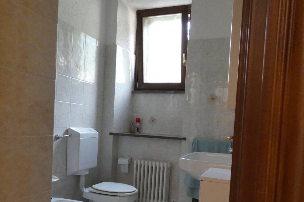 Photo of Bathroom in Saint-Pierre