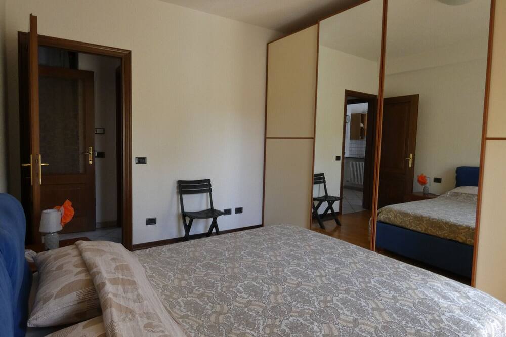 Photo of Bedroom in Saint-Pierre