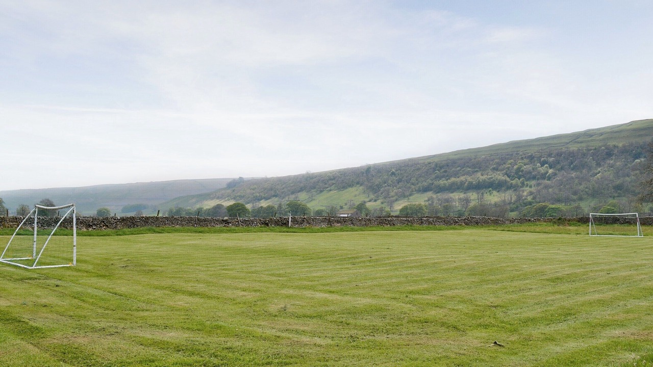 Photo of Others in Litton