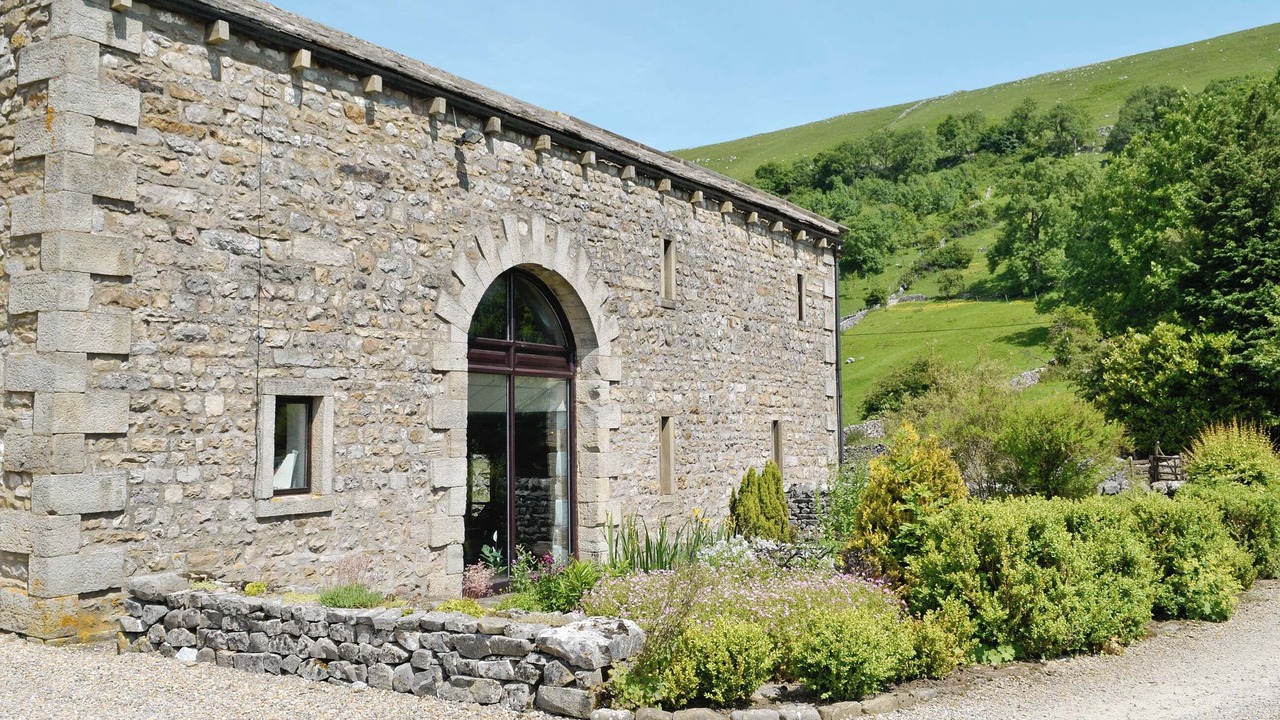 Photo of Outdoor in Litton