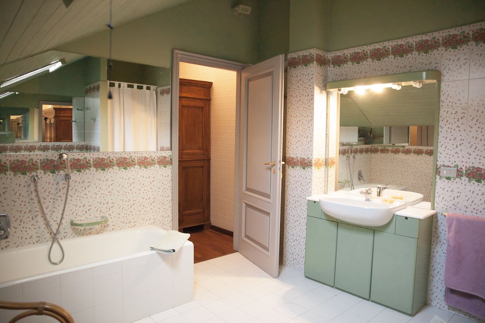 Photo of Bathroom in Cellarengo