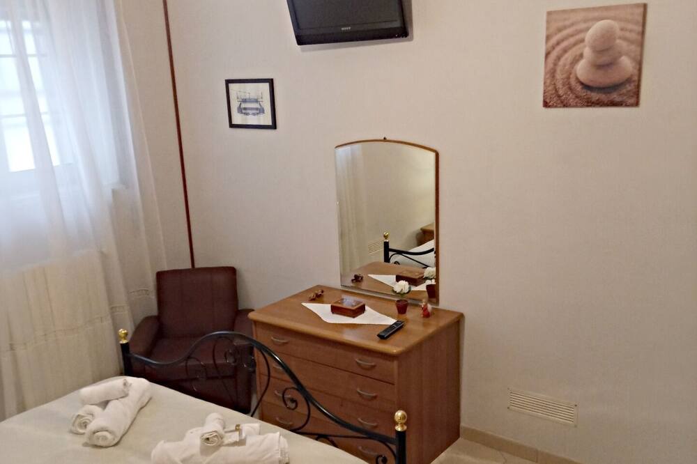 Photo of Bedroom in Castel Lagopesole