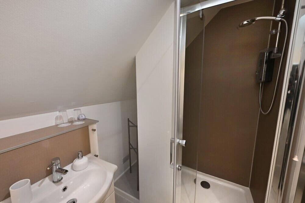 Photo of Bathroom in Alvie