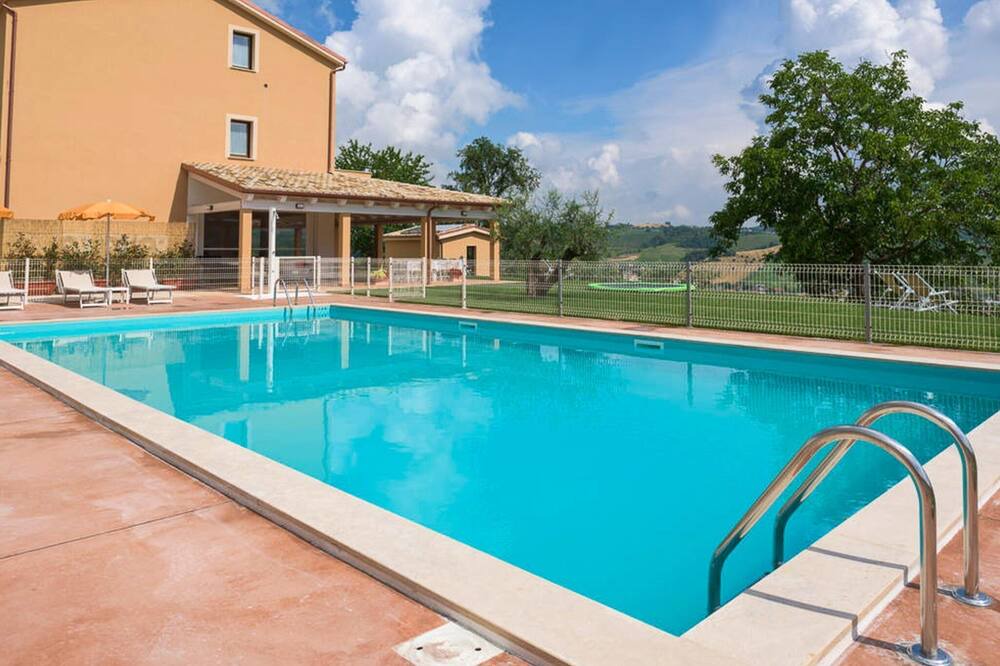 Photo of Outdoor in Carassai