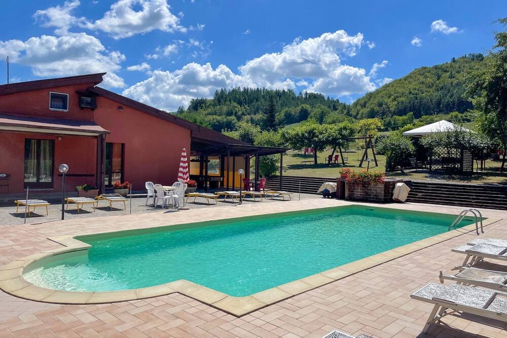 Photo of Outdoor in Urbania