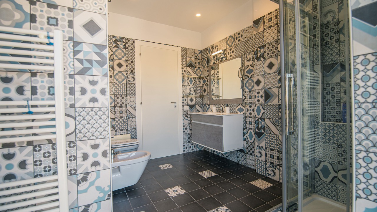 Photo of Bathroom in Naples City Centre