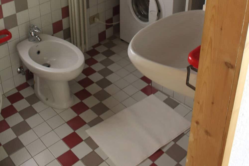 Photo of Bathroom in Commezzadura