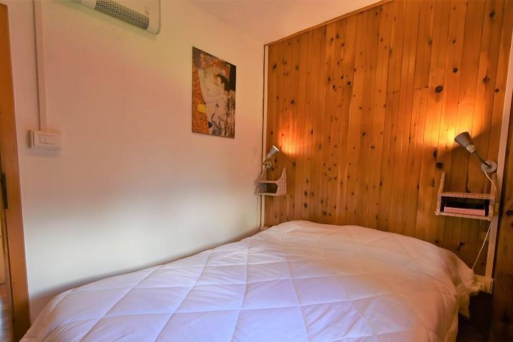 Photo of Bedroom in Pellizzano
