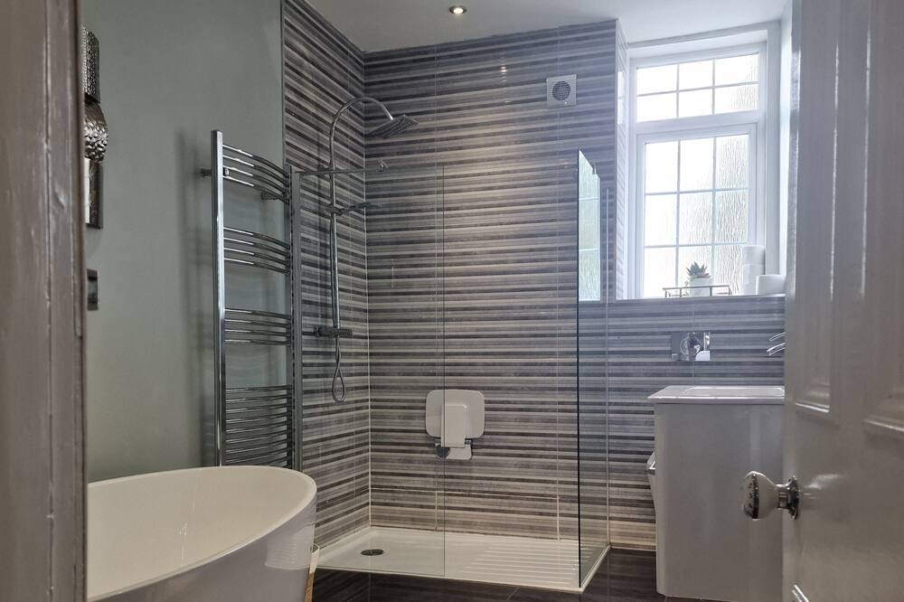 Photo of Bathroom in Prestwick