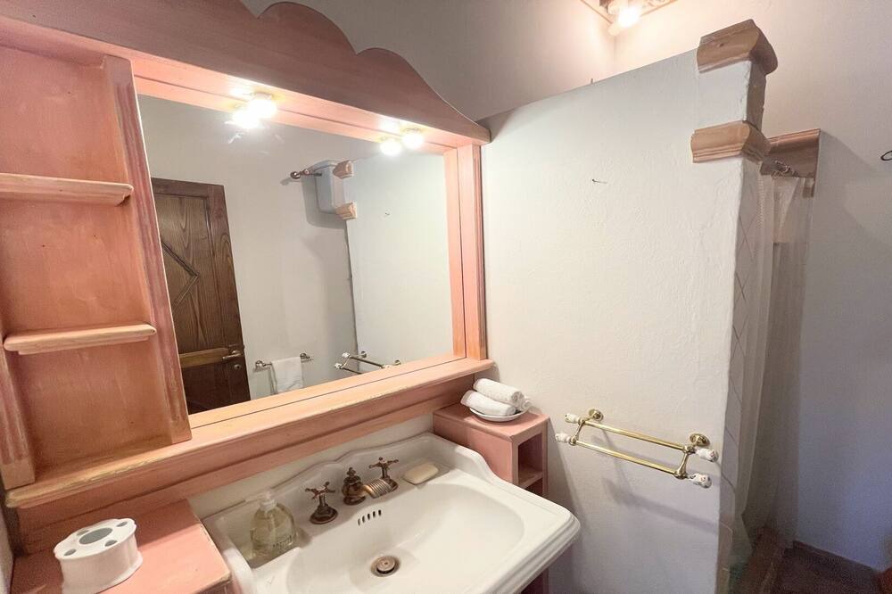 Photo of Bathroom in Baiano