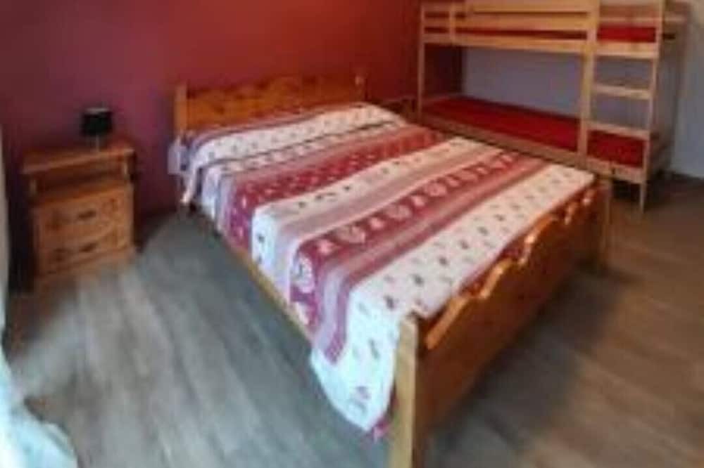 Photo of Bedroom in Quart