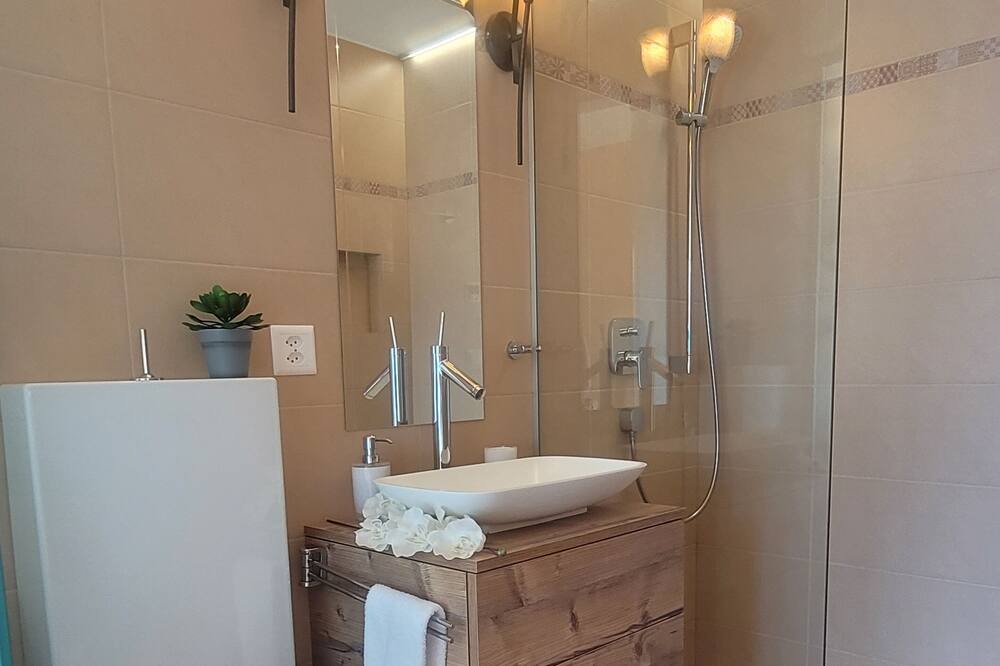 Photo of Bathroom in Brione sopra Minusio