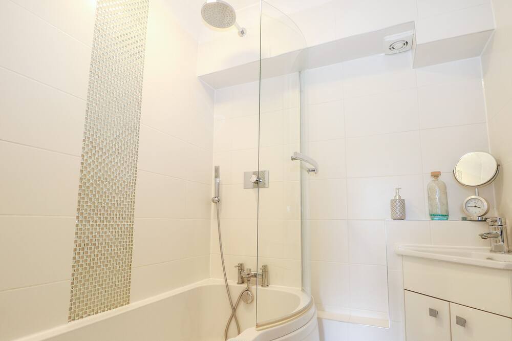 Photo of Bathroom in Maresfield