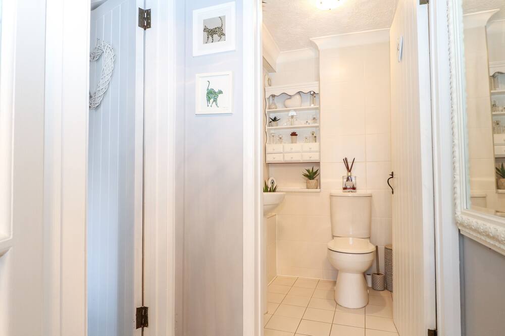 Photo of Bathroom in Maresfield